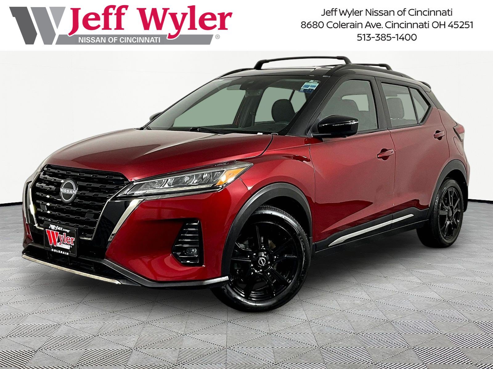 2023 Nissan Kicks SR