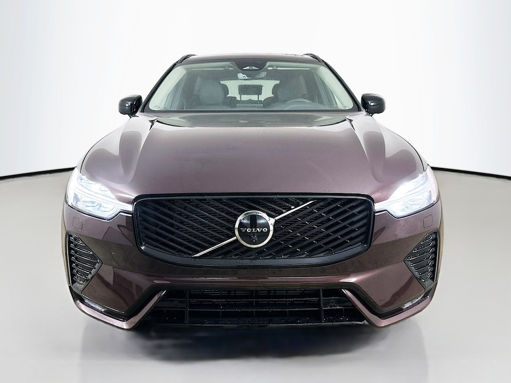 New 2026 Volvo XC60 B5 Plus SUV