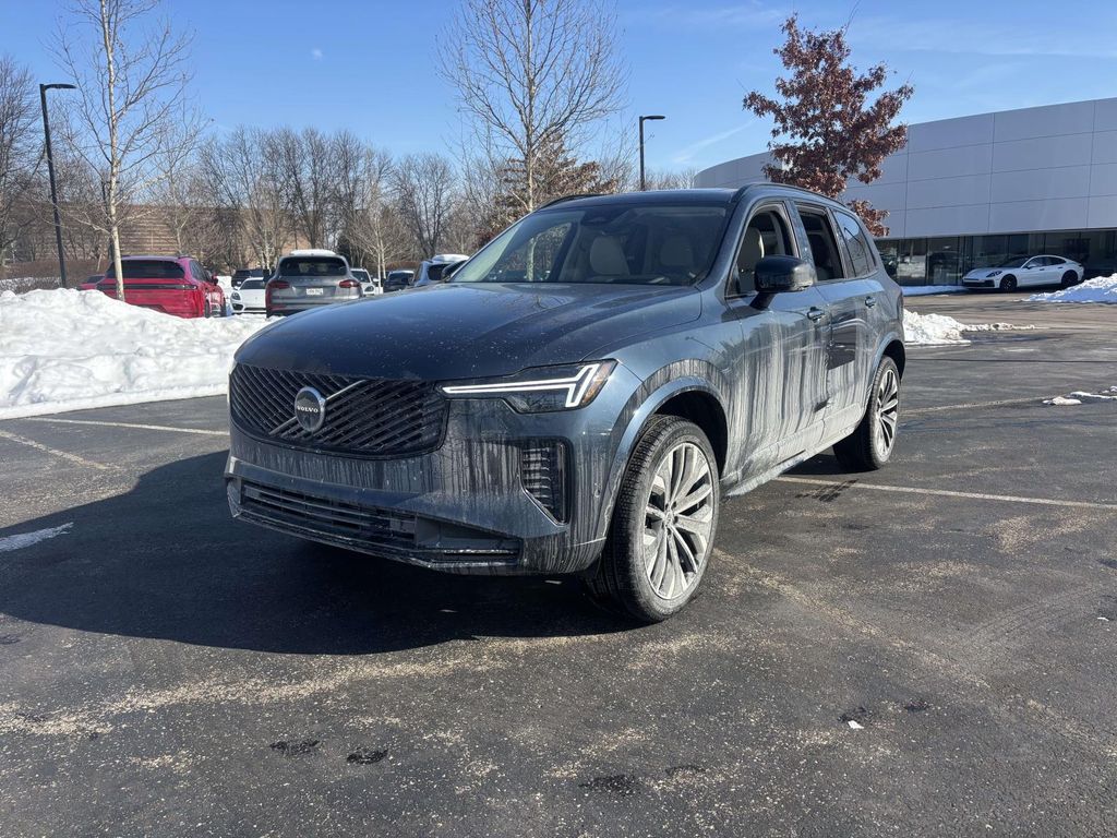 New 2026 Volvo XC90 B6 Ultra Dark Theme 7-Seater SUV