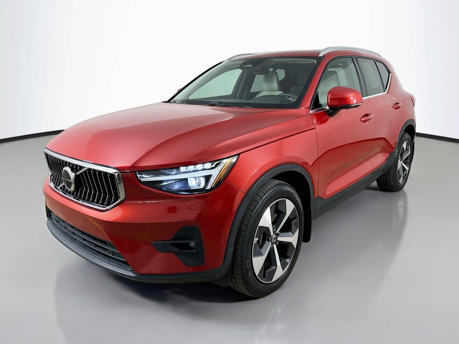 2024 Volvo XC40