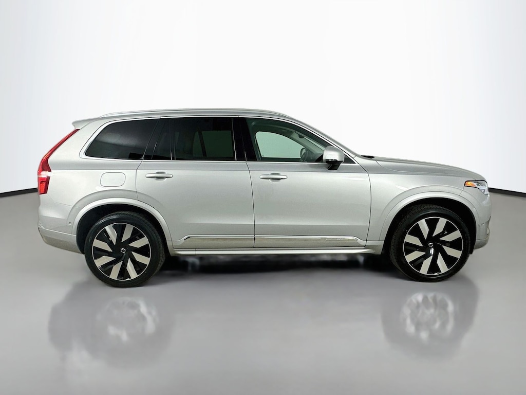 Used 2023 Volvo XC90 Recharge Plug-In Hybrid Ultimate SUV