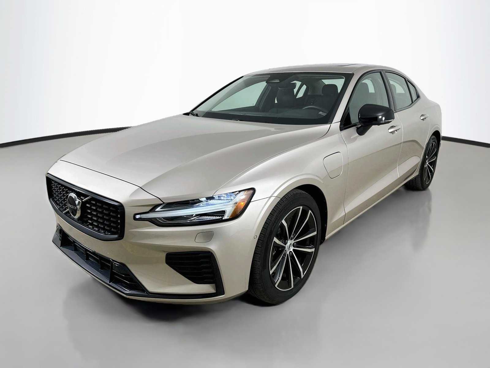 Used 2025 Volvo S60 Plug-In Hybrid T8 Plus Sedan