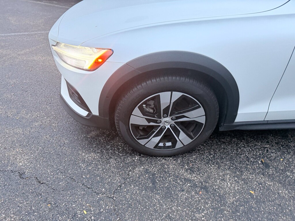 Certified 2025 Volvo V60 Cross Country B5 Plus Wagon