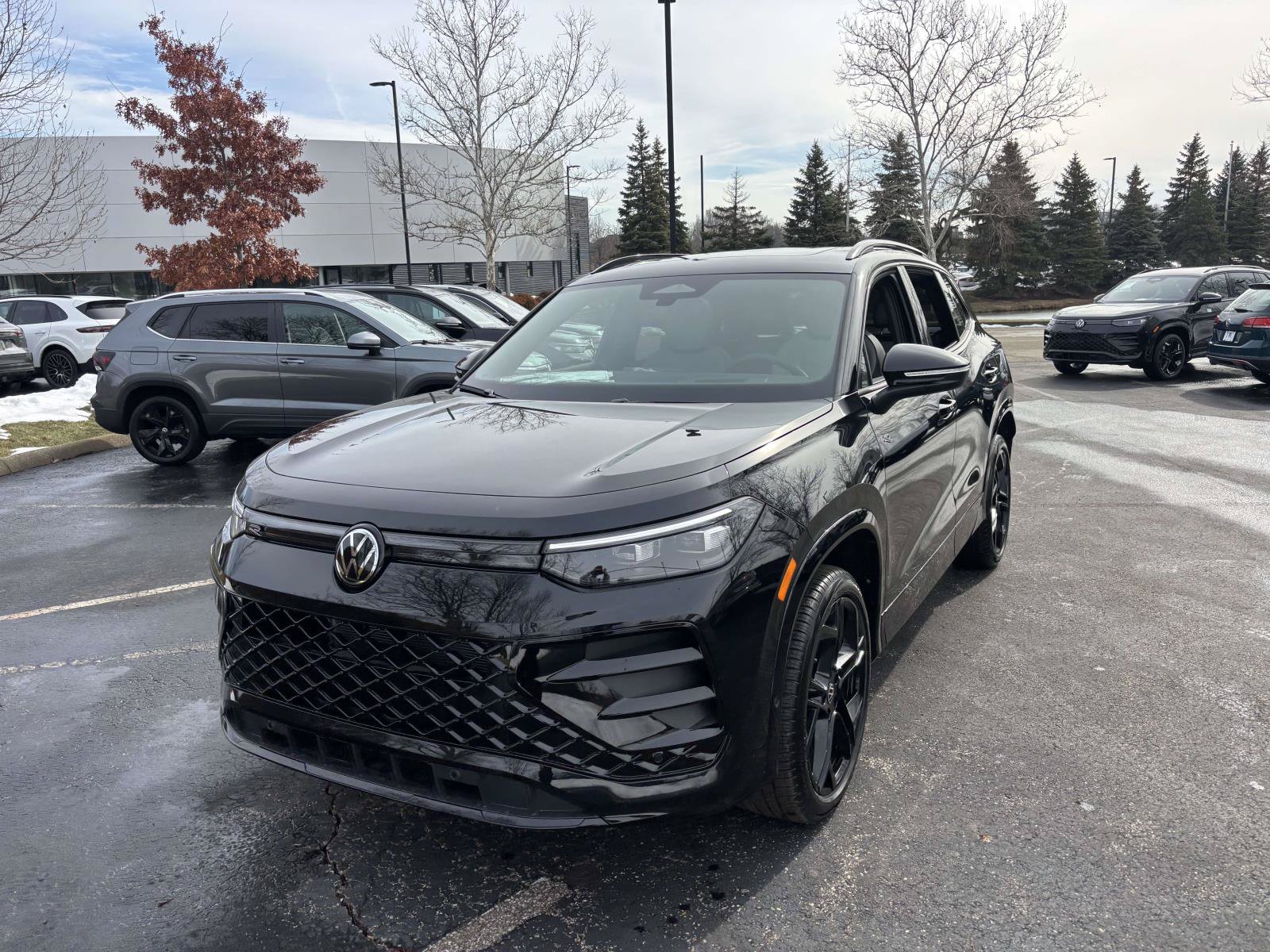 Used 2026 Volkswagen Tiguan SE R-Line Black SUV