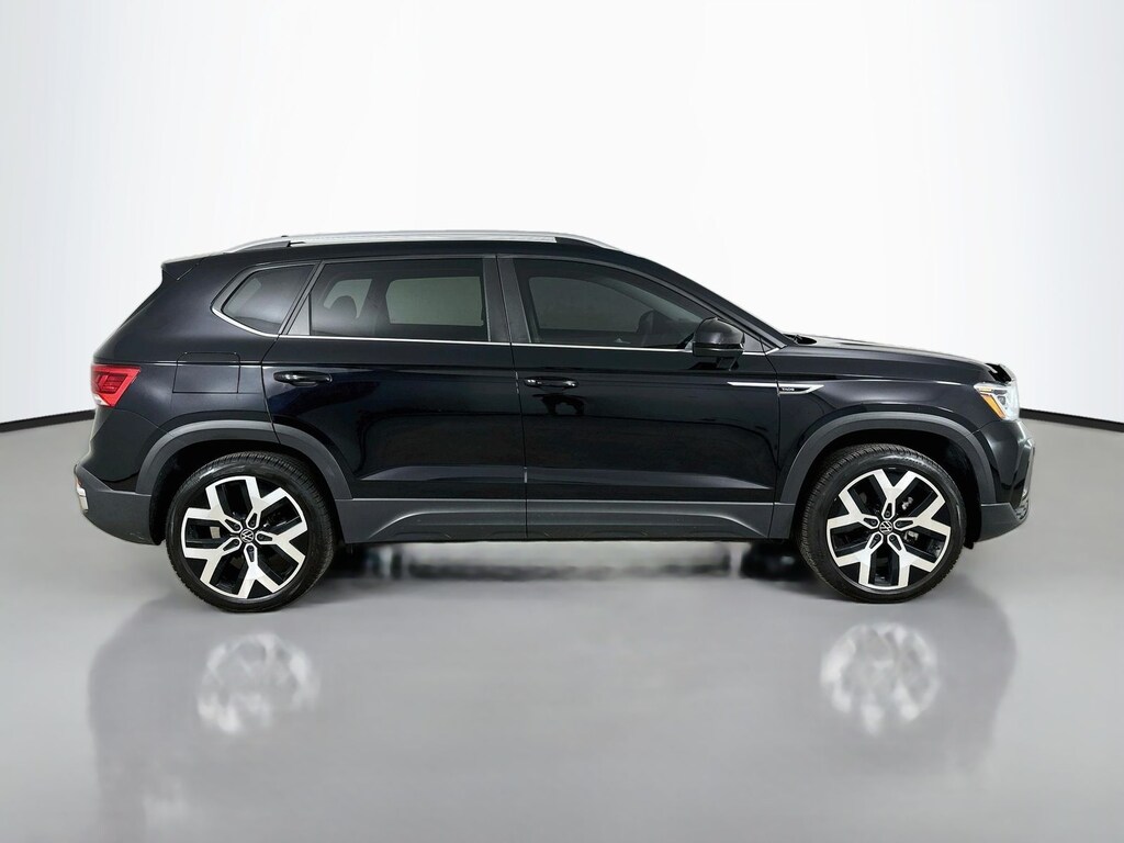 Used 2022 Volkswagen Taos 1.5T SEL SUV