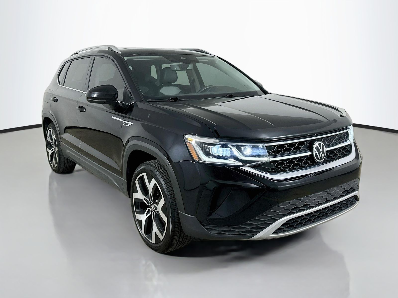 Used 2022 Volkswagen Taos 1.5T SEL SUV