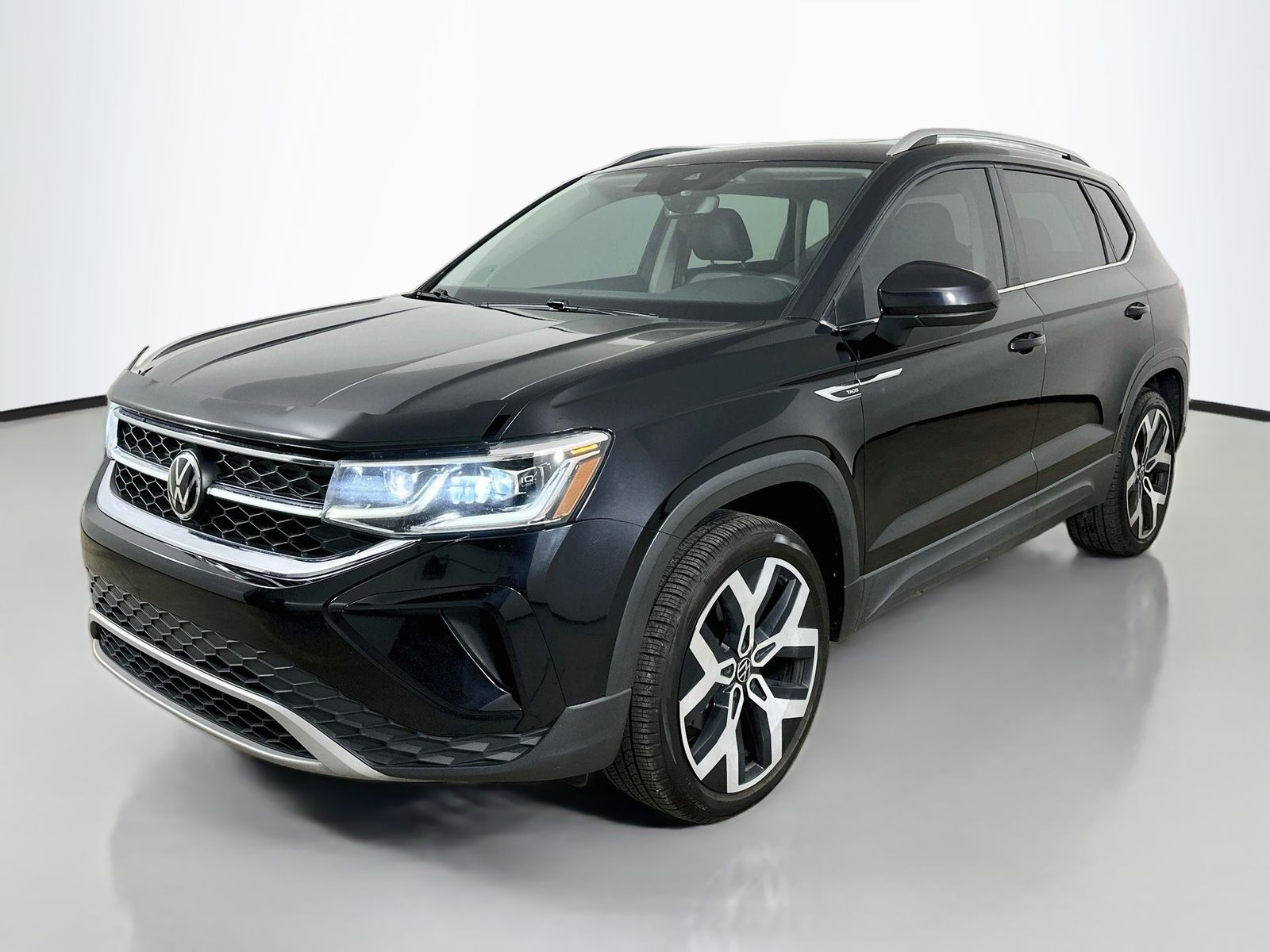 Used 2022 Volkswagen Taos 1.5T SEL SUV