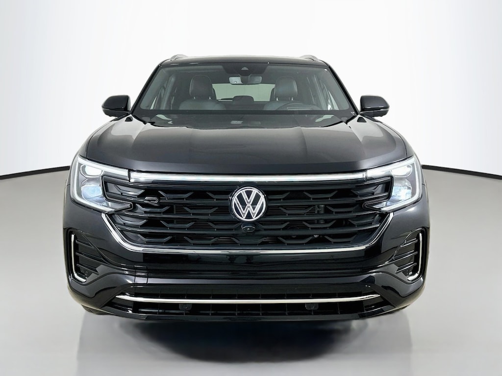 Used 2026 Volkswagen Atlas Cross Sport 2.0T SEL Premium R-Line SUV