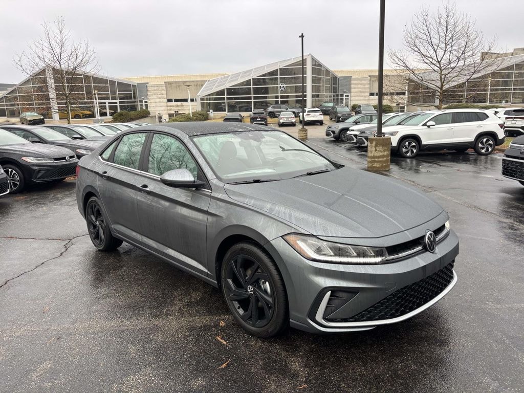 New 2026 Volkswagen Jetta 1.5T SE Sedan