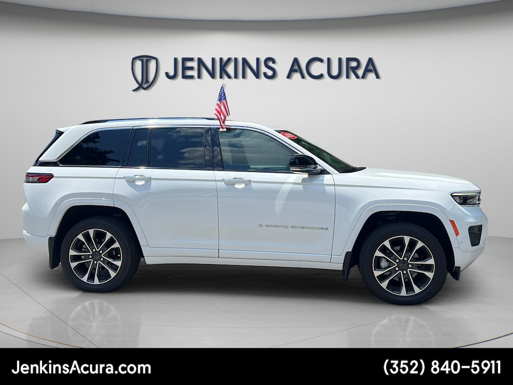 Used 2023 Jeep Grand Cherokee Overland SUV