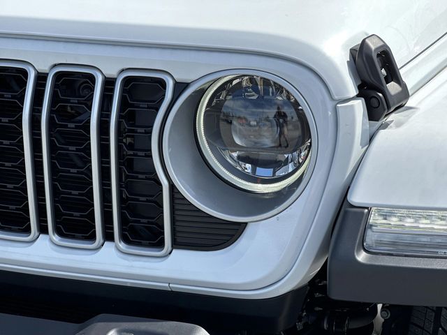 2025 Jeep Wrangler 4-Door Sahara - Photo 24