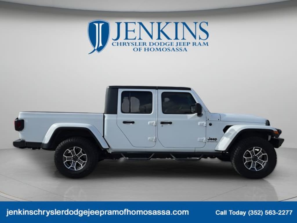 Used 2020 Jeep Gladiator Altitude Truck