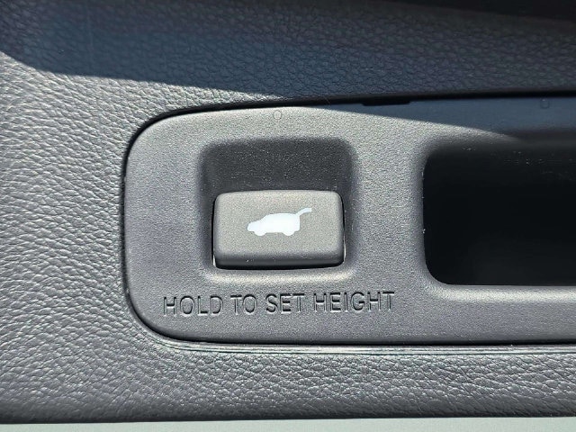 2022 Honda CR-V Touring - Photo 16