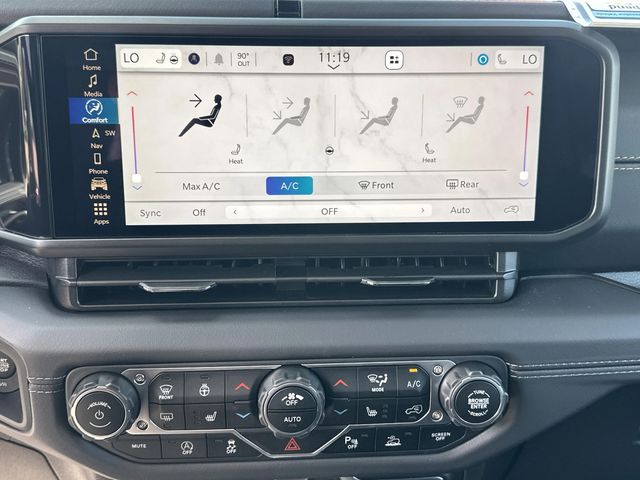 2025 Jeep Wrangler 4-Door Sahara - Photo 27