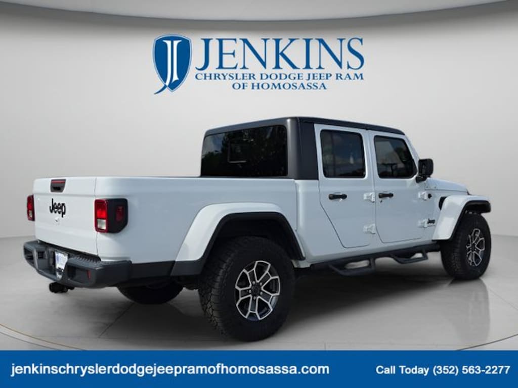 Used 2020 Jeep Gladiator Altitude Truck