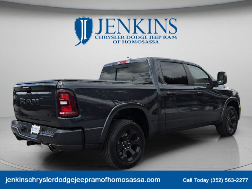 New 2027 Ram 1500 BIG HORN CREW CAB 4X4 5'7 BOX Pickup
