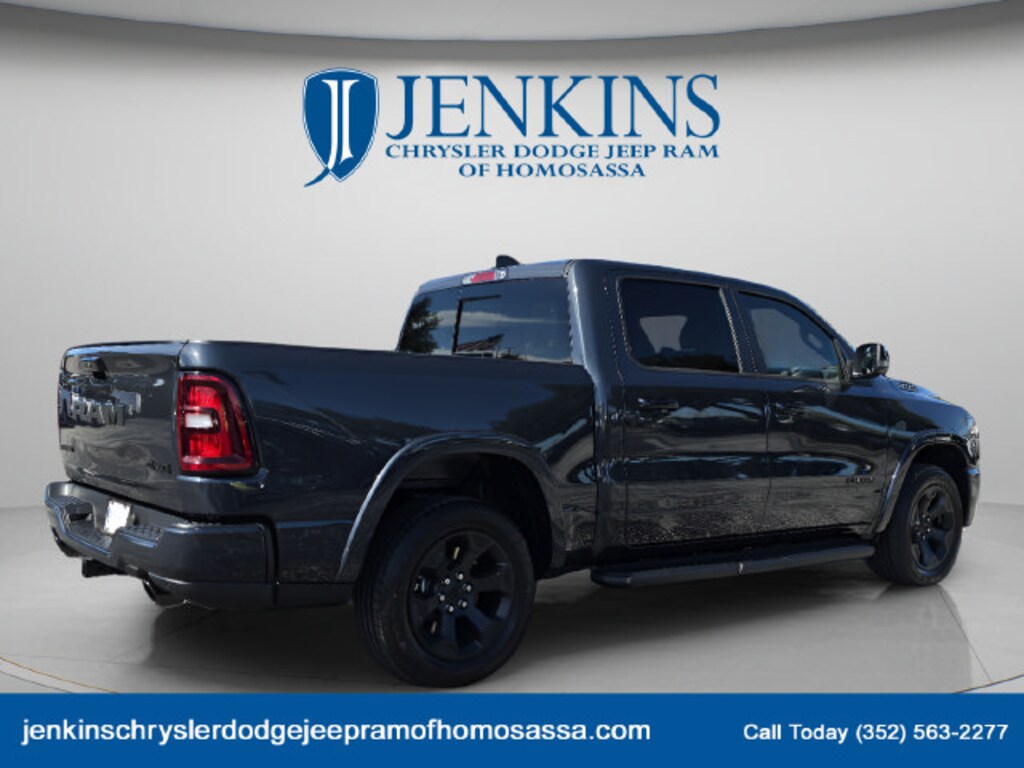 New 2027 Ram 1500 BIG HORN CREW CAB 4X4 5'7 BOX Pickup