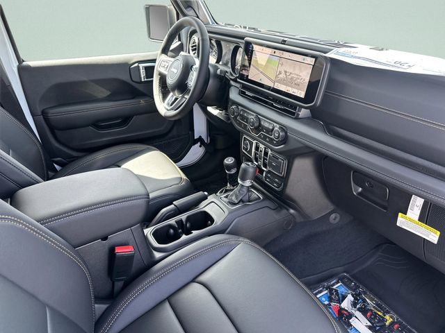 2025 Jeep Wrangler 4-Door Sahara - Photo 34