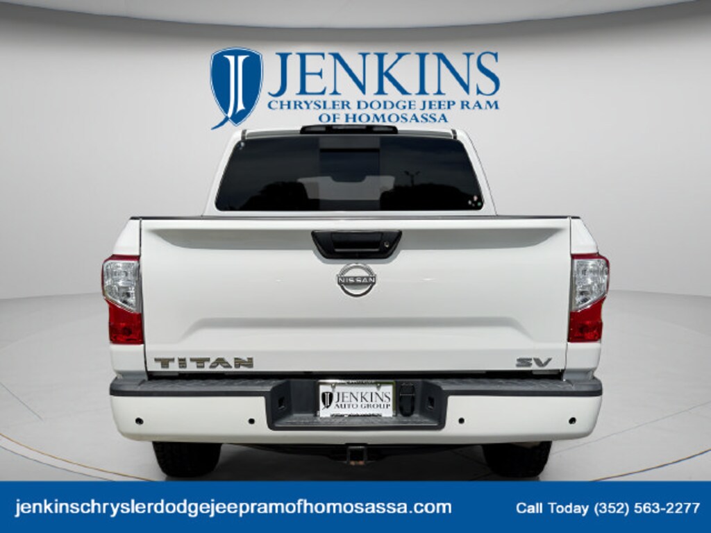 Used 2023 Nissan Titan SV Truck Crew Cab