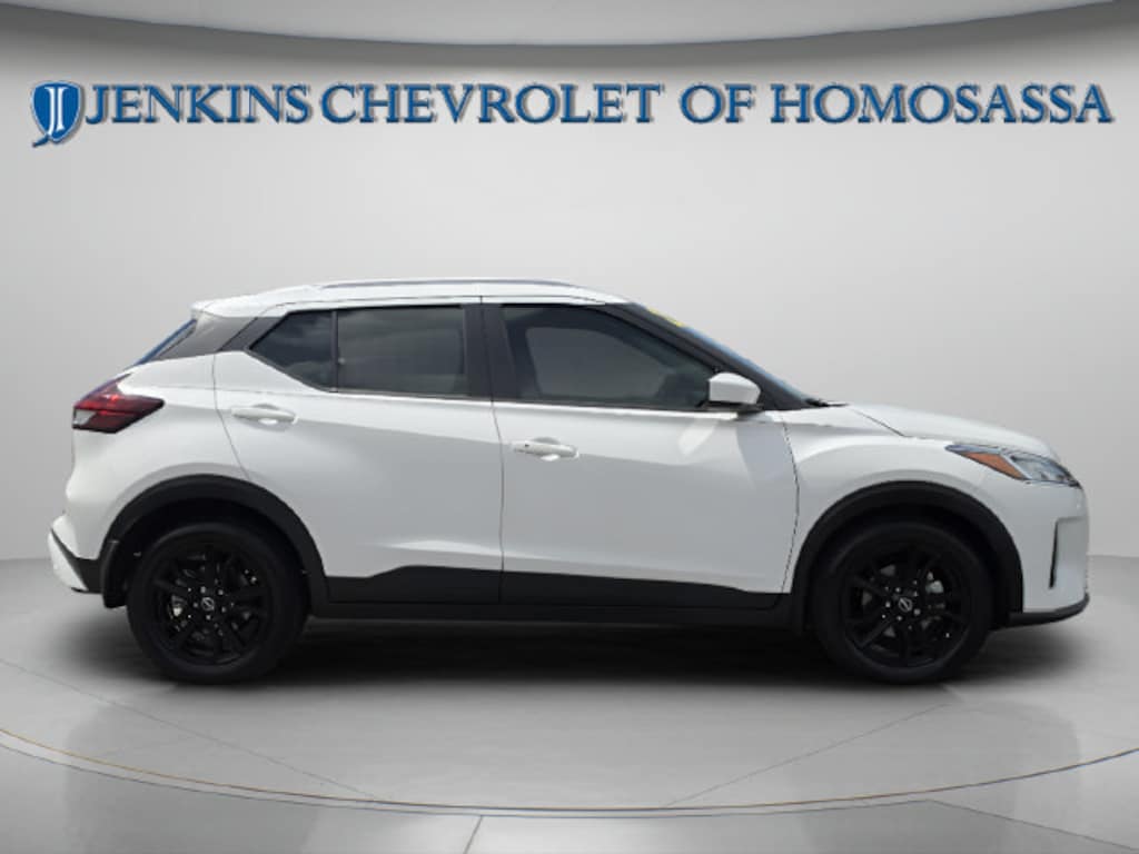Used 2023 Nissan Kicks SV Xtronic CVT SUV