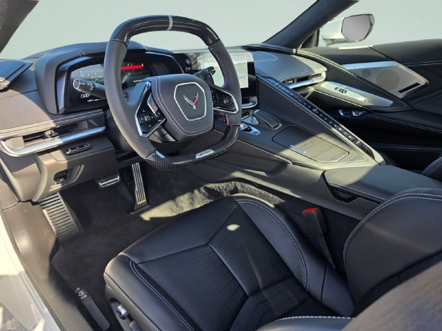 2025 Chevrolet Corvette 3LZ - Photo 17