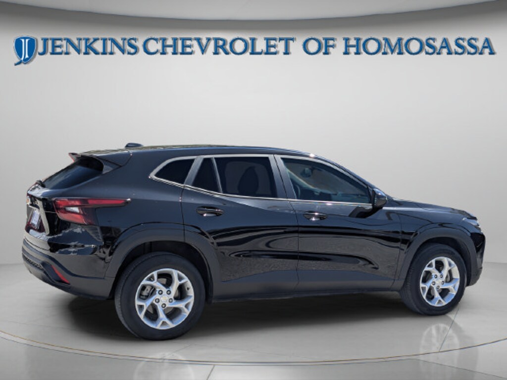 Used 2024 Chevrolet Trax LS SUV
