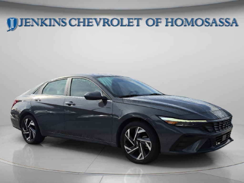 Used 2025 Hyundai Elantra SEL Convenience