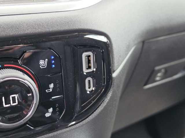 2026 Chevrolet Silverado 3500 HD High Country - Photo 32