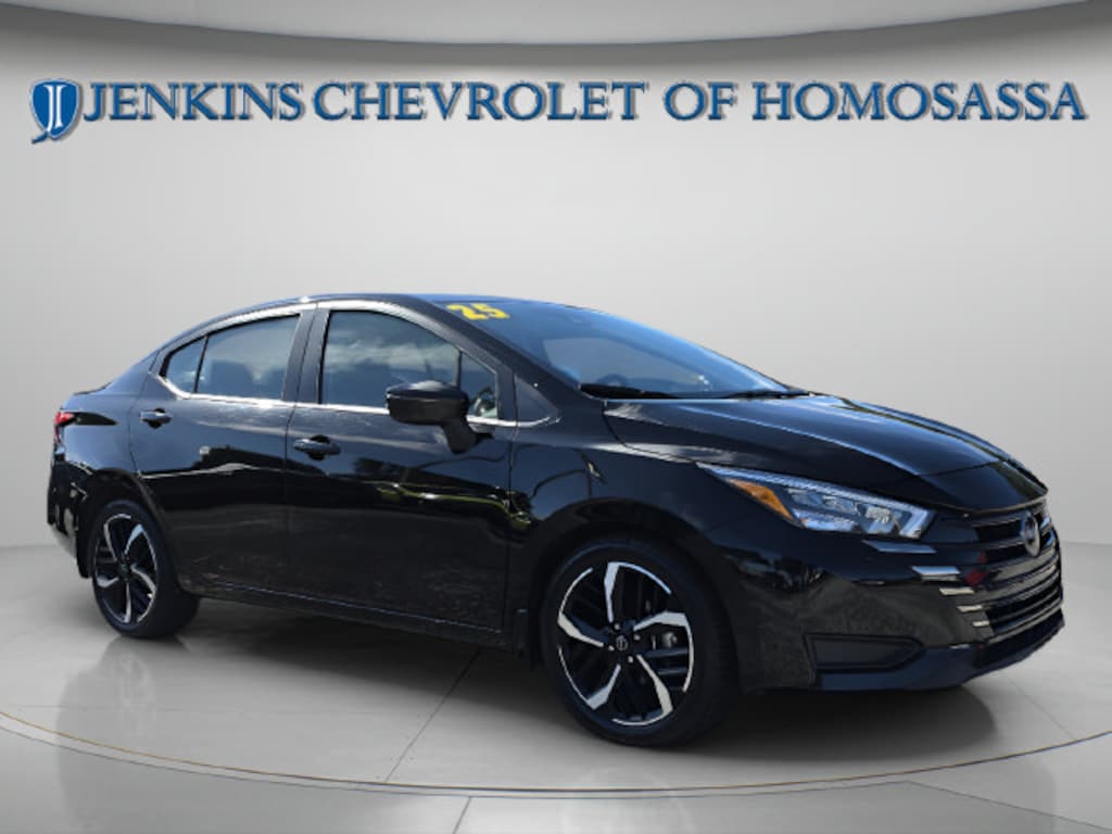 Used 2025 Nissan Versa SR