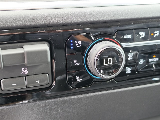 2026 Chevrolet Silverado 3500 HD High Country - Photo 33