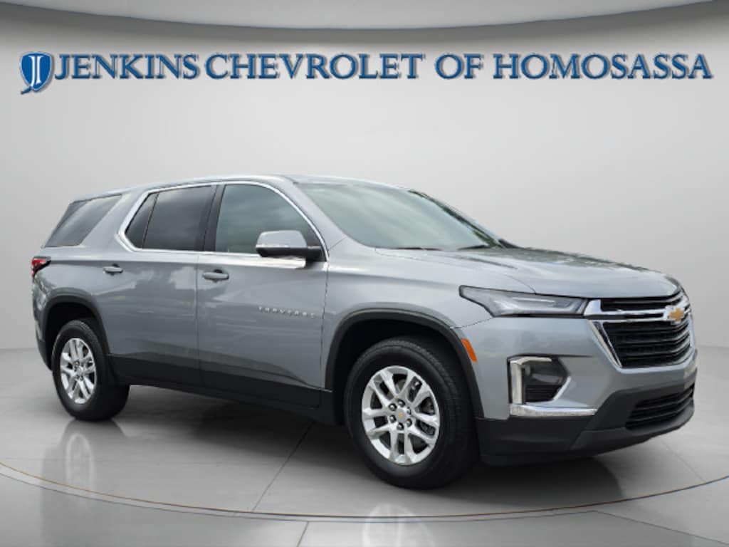 Used 2023 Chevrolet Traverse LS SUV