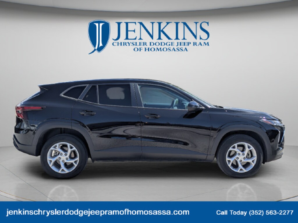 Used 2024 Chevrolet Trax LS SUV