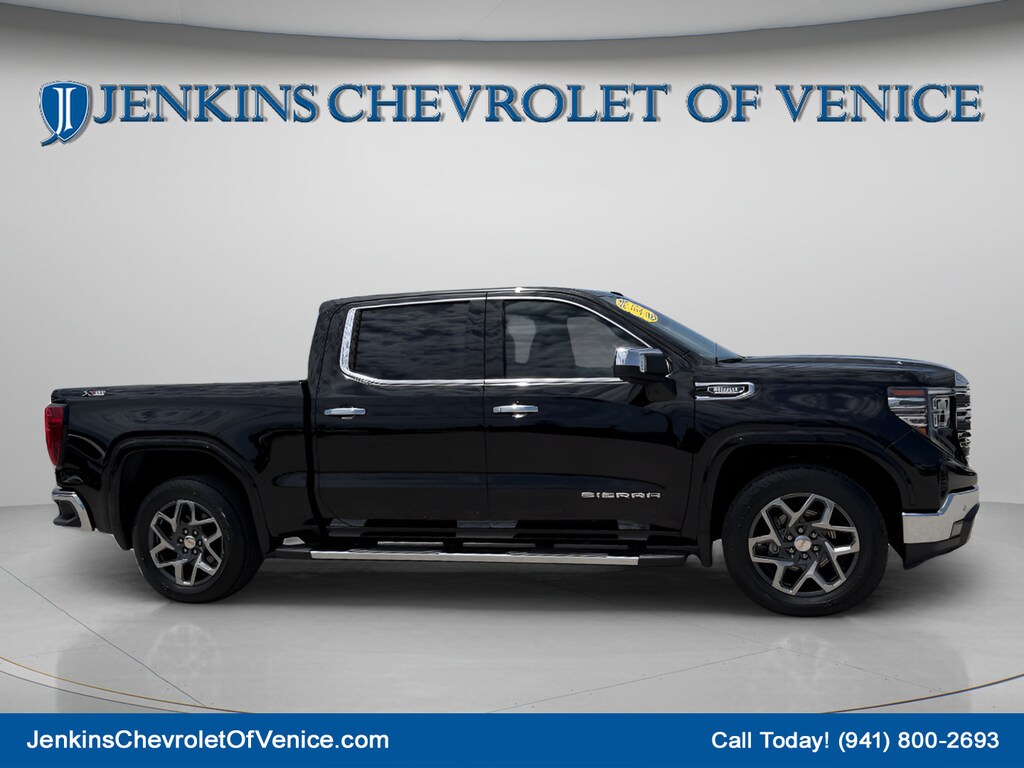 Used 2023 GMC Sierra 1500 SLT Truck Crew Cab