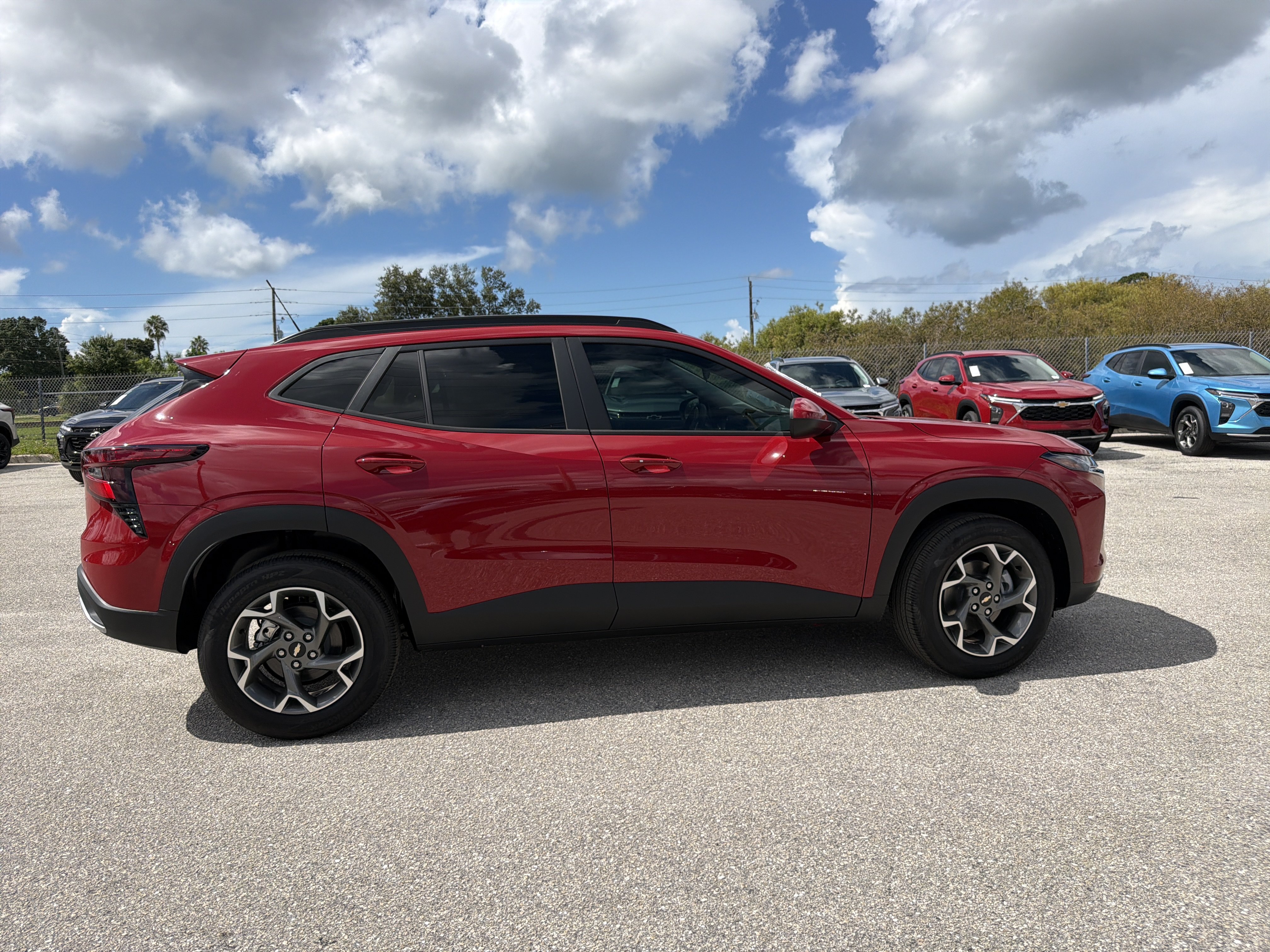 New 2026 Chevrolet Trax LT SUV