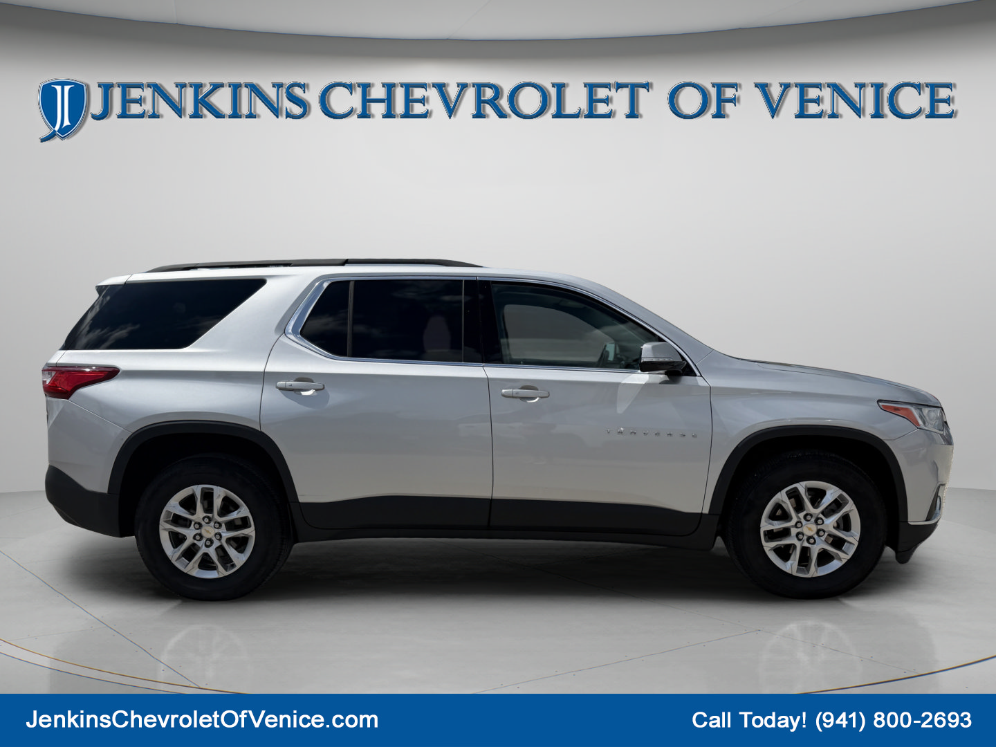 Used 2020 Chevrolet Traverse LT Cloth w/1LT SUV