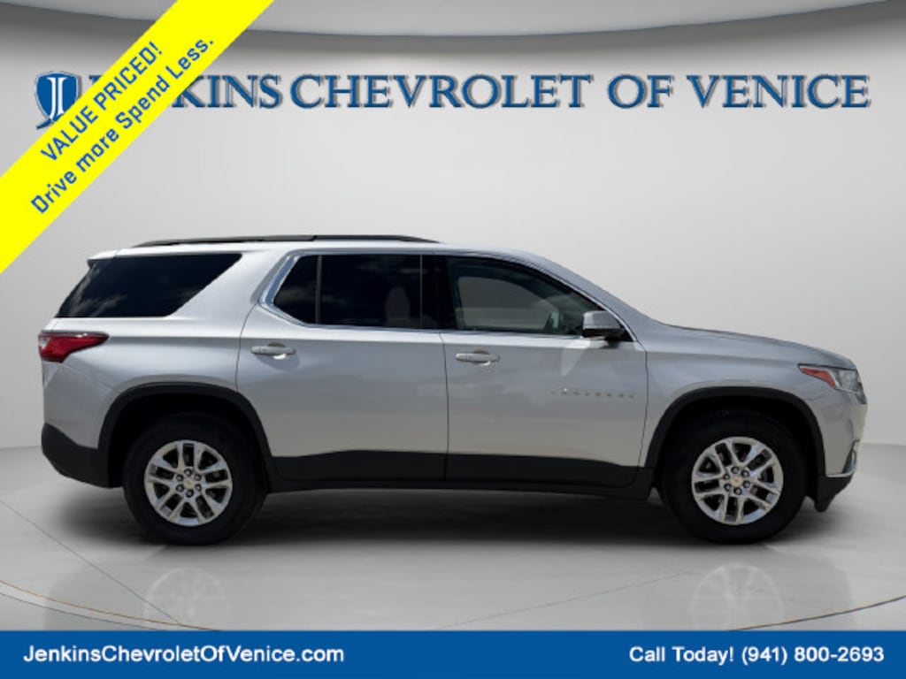 Used 2020 Chevrolet Traverse LT SUV