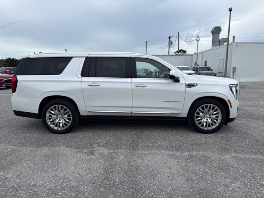 Certified 2025 GMC Yukon XL Denali SUV