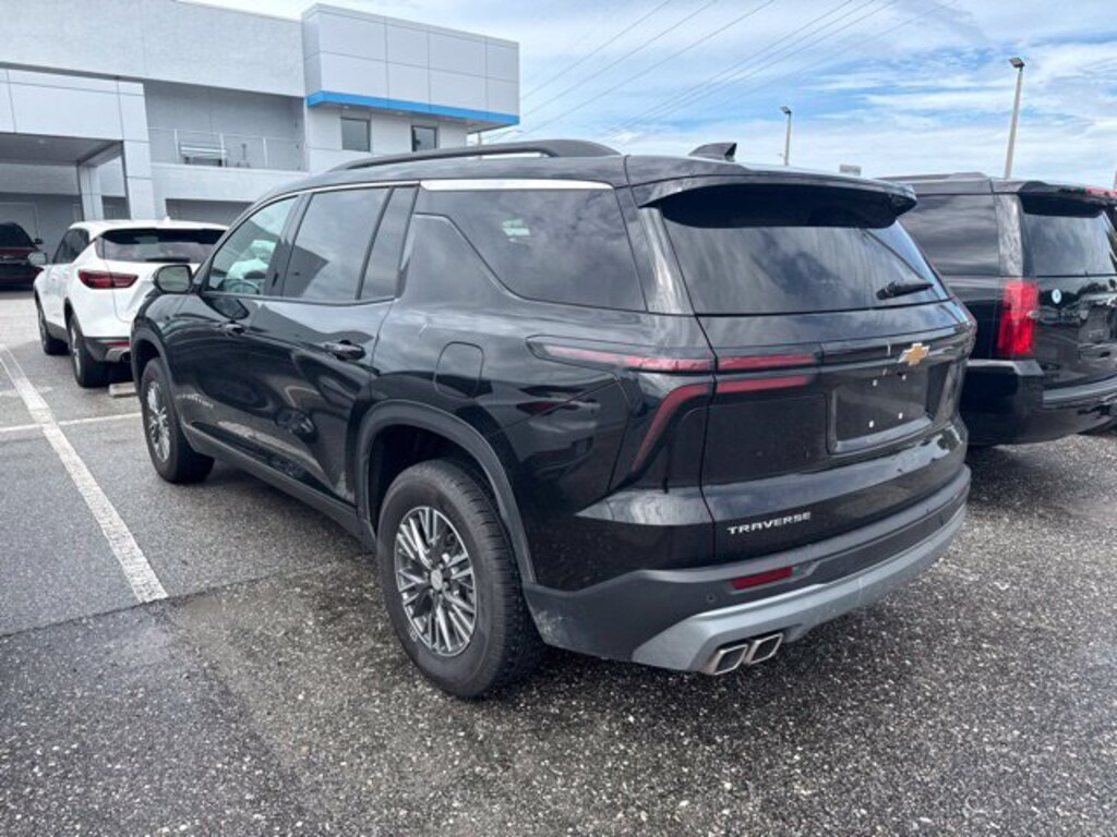 Certified 2026 Chevrolet Traverse LT SUV