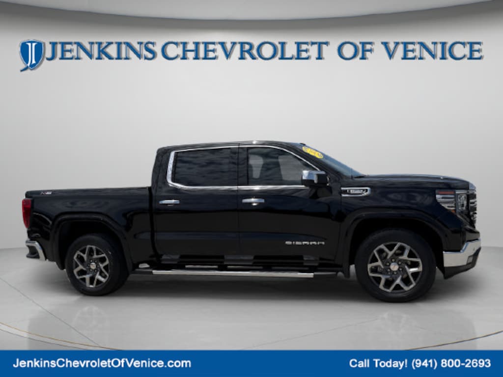 Used 2023 GMC Sierra 1500 SLT Truck