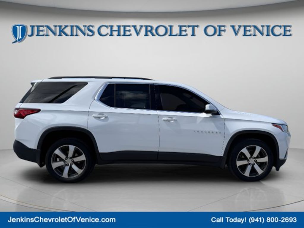 Used 2021 Chevrolet Traverse LT Leather SUV