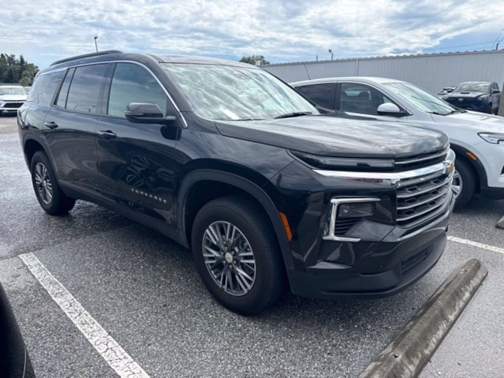 Certified 2026 Chevrolet Traverse LT SUV