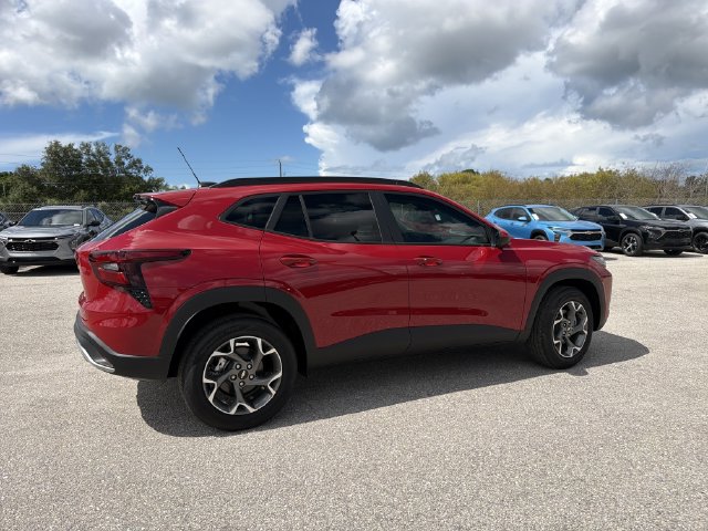 New 2026 Chevrolet Trax LT SUV