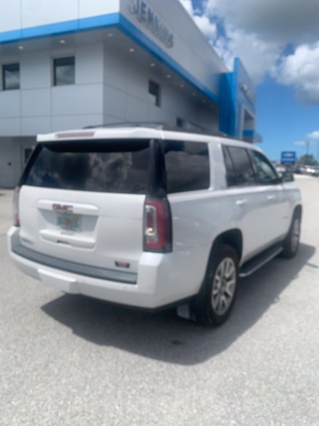 Used 2017 GMC Yukon SLT SUV