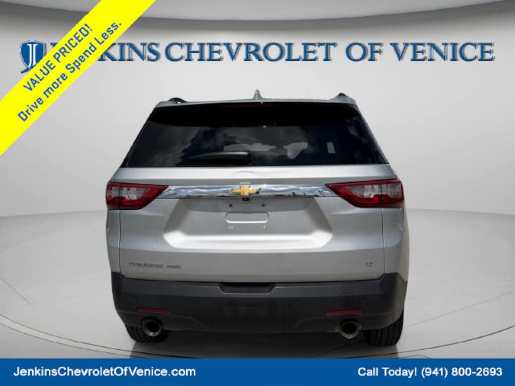 Used 2020 Chevrolet Traverse LT SUV