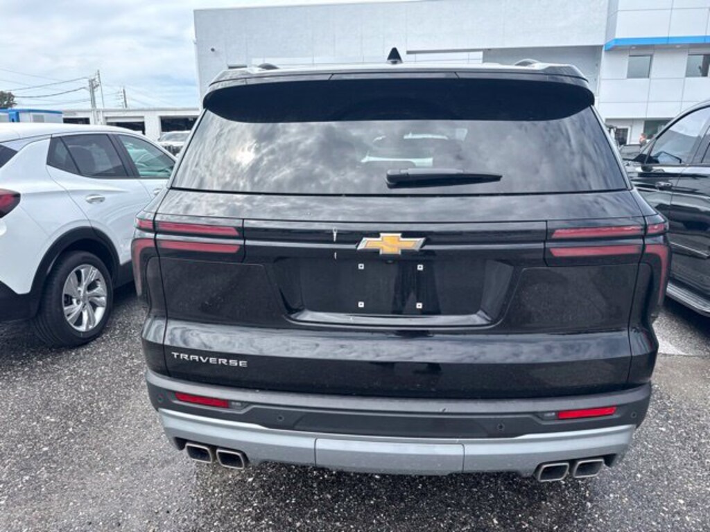 Certified 2026 Chevrolet Traverse LT SUV