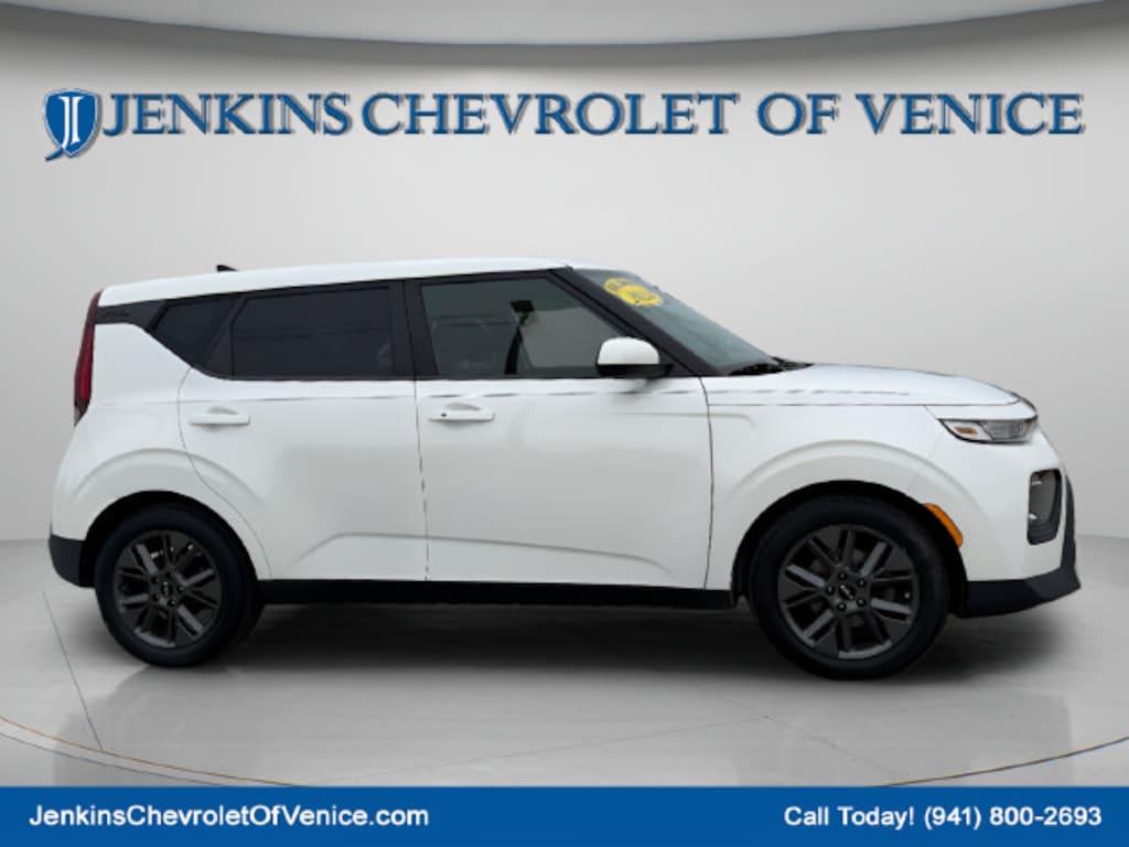 Used 2022 Kia Soul EX Hatchback