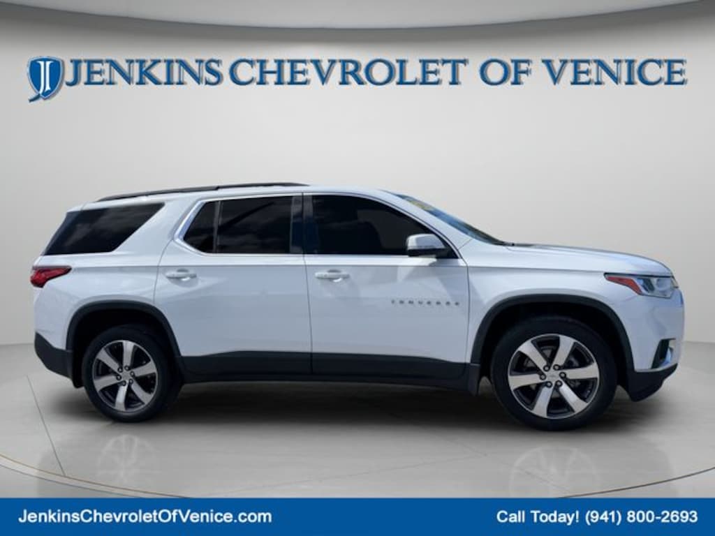 Used 2021 Chevrolet Traverse LT Leather SUV