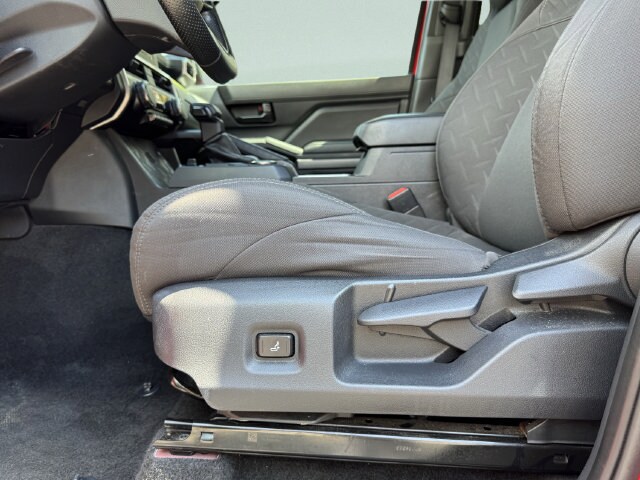 2024 Toyota Tacoma SR5 - Photo 25