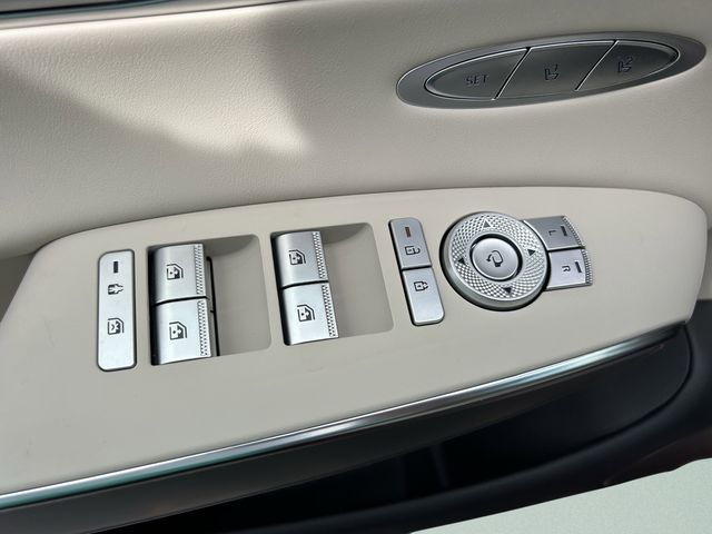 2026 GENESIS GV70 Select - Photo 23