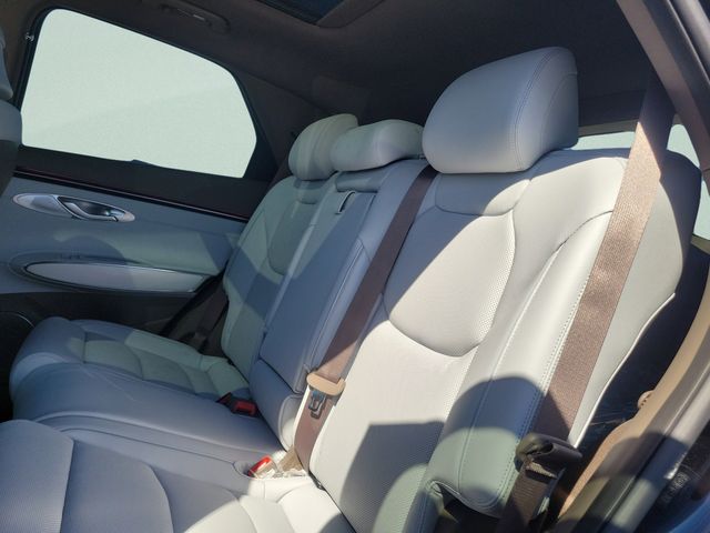 2026 GENESIS GV70 Advanced - Photo 30